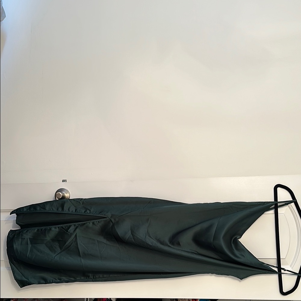 PrettyLittleThing Emerald Green Satin Midi Dress